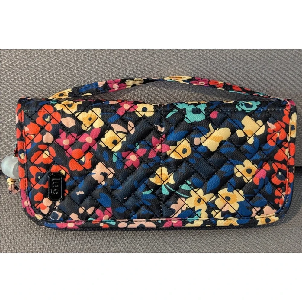 Lug Sleeper Cosmetic Brush Organizer Travel Case Quilted Floral Black Multicolor